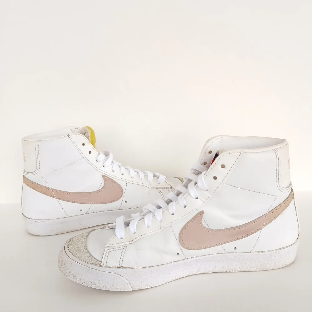 Nike Blazer 77 Summit Pink White Hightop Size 9